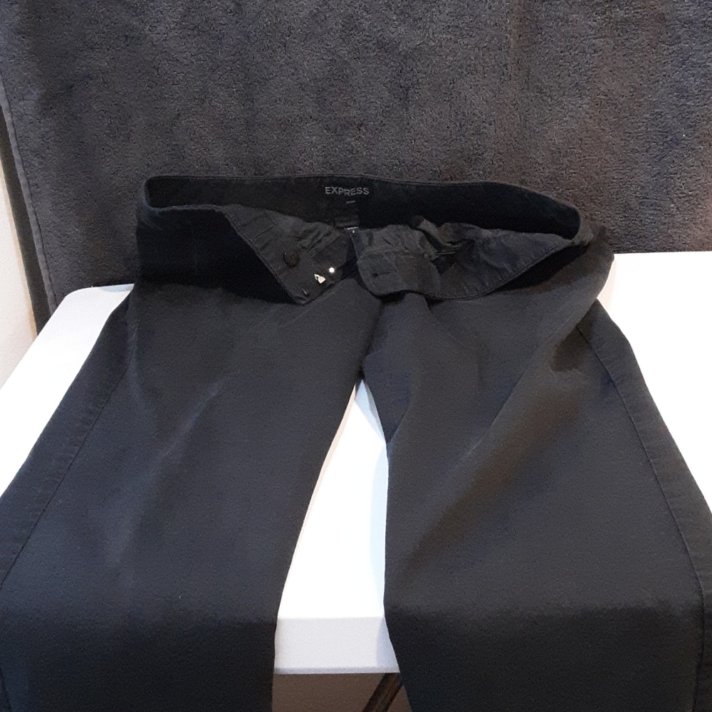 Express black capris